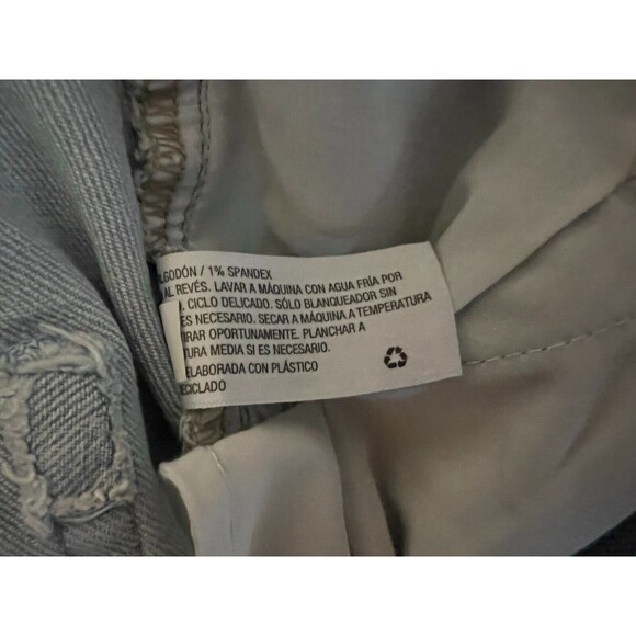 Wild Fable Highest Rise Mom Jeans Size 2 Light Distressed Denim 80s 90s - Picture 10 of 13